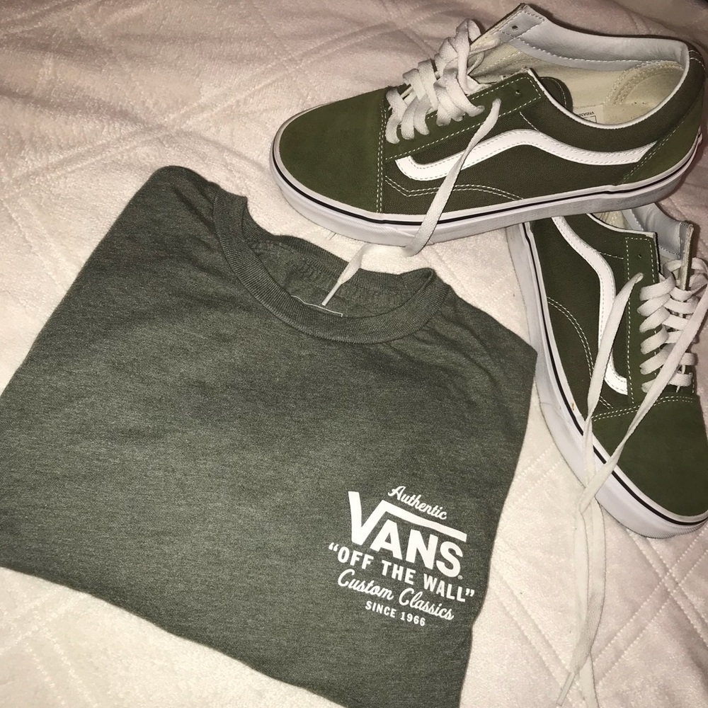 Vans shirt/shoes